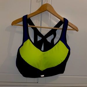 Victoria’s Secret Reflective Sports Bra